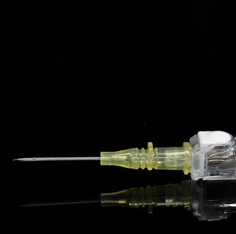 24-gauge-iv-catheter-needle.jpg.f3063901331bb9dfdb21728f8b969c6e.jpg